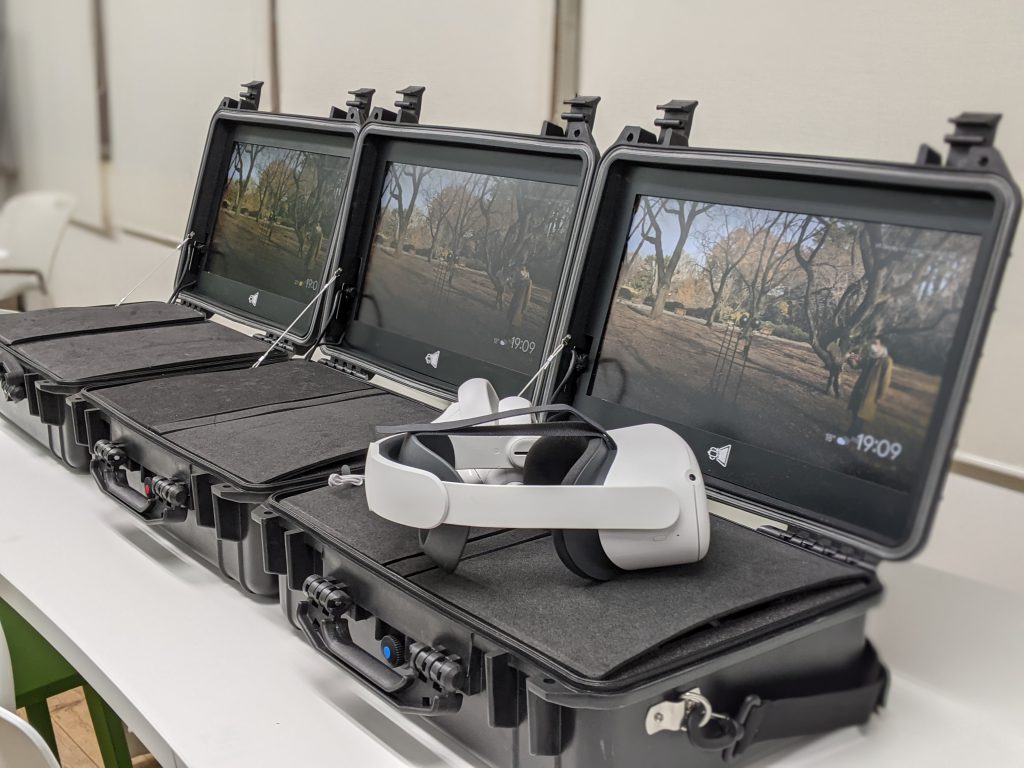 VRゴーグル装着者の視野を簡単に共有：仮想空間と現実空間の橋渡し「VRミラーリングキット」 – PERCH